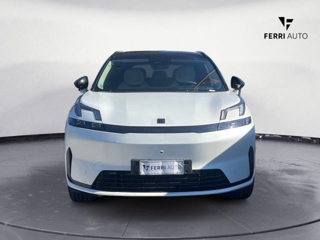 Lynk & Co 8 PHEV More - foto 3 di 4
