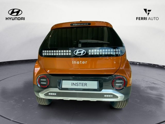 Hyundai Inster 49 kWh XClass - foto 2 di 4