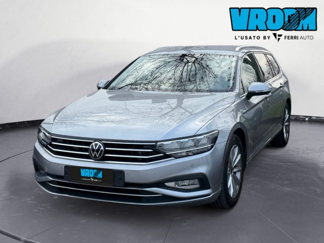 Volkswagen Passat Variant 2.0 TDI SCR EVO DSG Business usato a TAVAGNACCO
