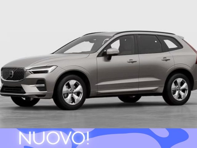 Volvo XC60 B5 AWD automatico Core nuovo a TAVAGNACCO