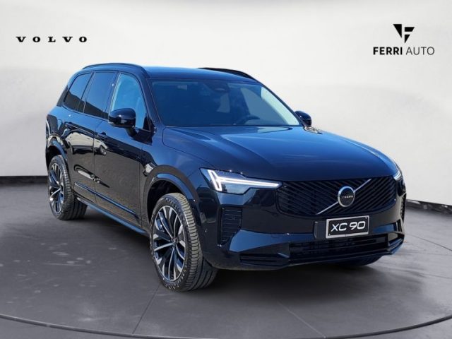 Volvo XC90 B5 AWD automatico 7 posti Plus Dark - foto 4 di 4