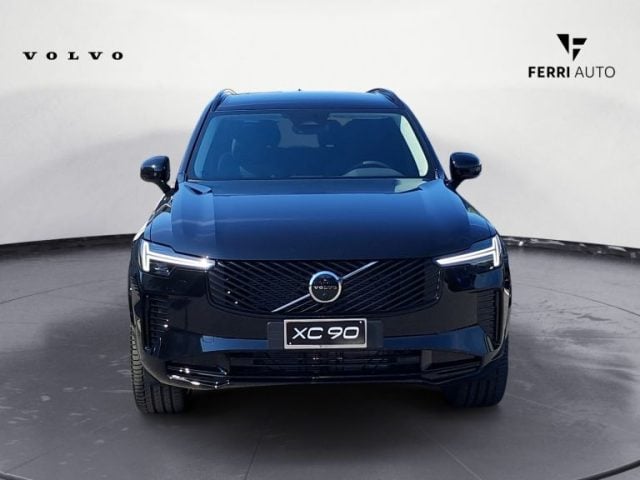 Volvo XC90 B5 AWD automatico 7 posti Plus Dark - foto 3 di 4