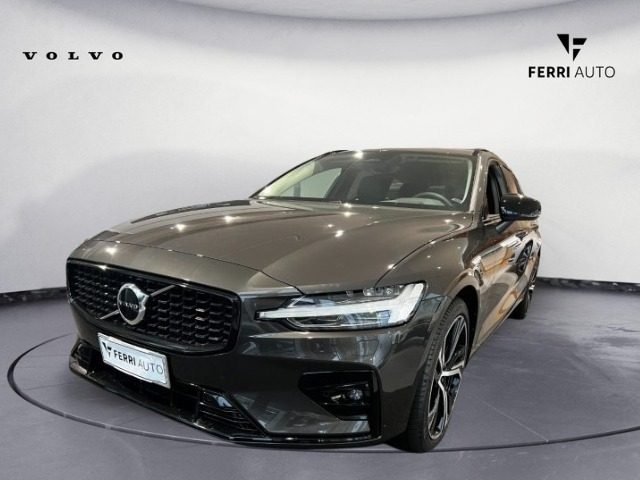 Volvo V60 B4 (d) automatico Plus Dark - foto 4 di 4