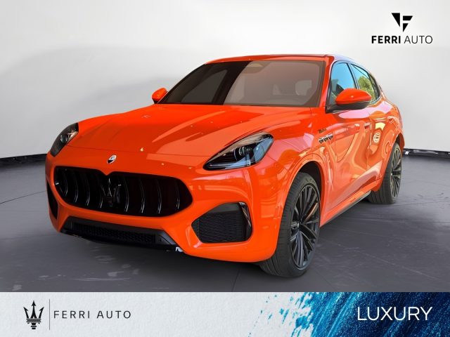 Maserati Grecale 2.0 BT 330 CV 4WD Modena Hybrid Fuoriserie km 0 a TAVAGNACCO