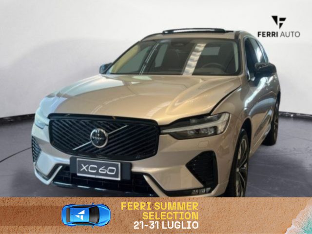 Volvo XC60 B5 AWD automatico Ultra Dark - foto 3 di 4