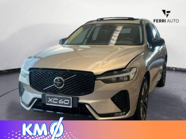 Volvo XC60 B5 AWD automatico Ultra Dark km 0 a TAVAGNACCO