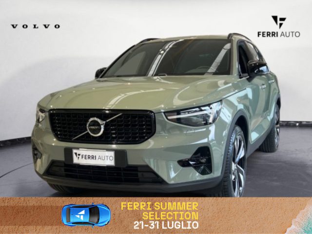 Volvo XC40 B3 automatico Ultra Dark - foto 1 di 4
