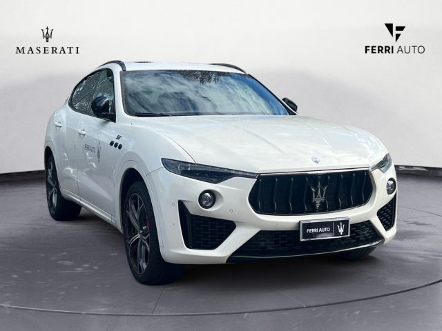 Maserati Levante MY23 2.0 BT AT8 330 CV 4WD GT Hybrid - foto 4 di 4