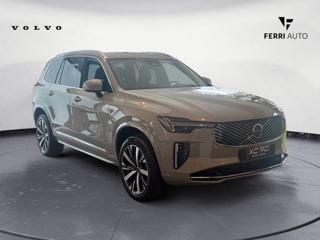 Volvo XC90 T8 Plug-in Hybrid AWD automatico Core Bright - foto 4 di 4