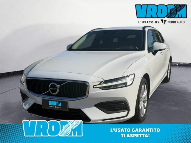 Volvo V60 B4 (d) Geartronic Momentum Business Pro usato a TAVAGNACCO