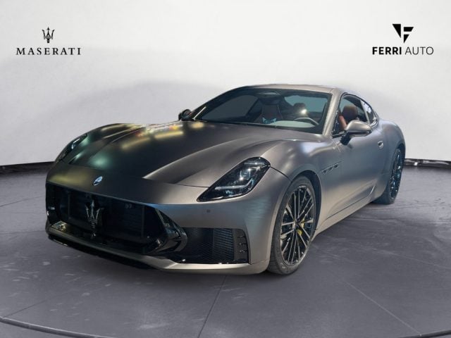 Maserati GranTurismo MY27 V6 490 CV AWD Modena - foto 2 di 4