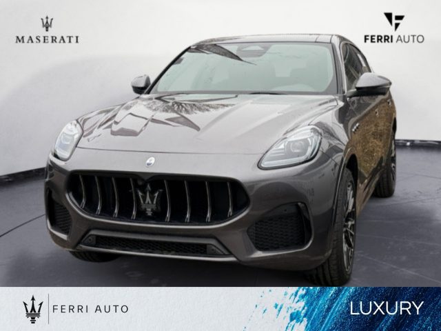 Maserati Grecale MY26 MHEV 250 CV AWD nuovo a TAVAGNACCO