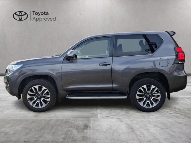 Toyota Land Cruiser 2.8 D4-D A/T 3 porte Lounge - foto 3 di 4