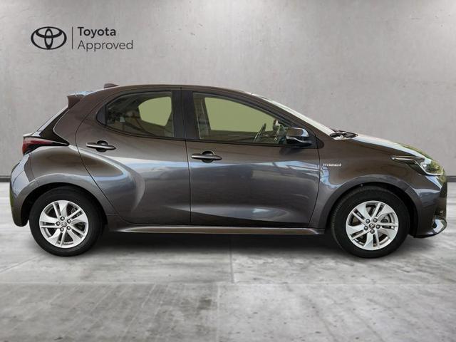 Toyota Yaris 1.5 Hybrid 5 porte Business - foto 4 di 4