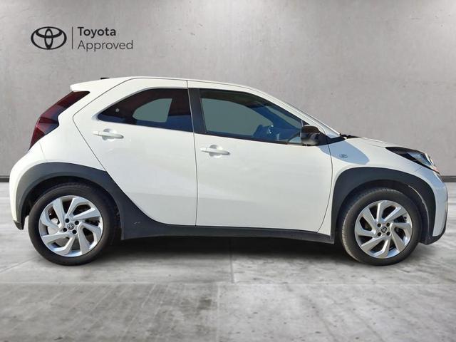 Toyota Aygo X 1.0 VVT-i 72 CV 5 porte Active S-CVT - foto 4 di 4