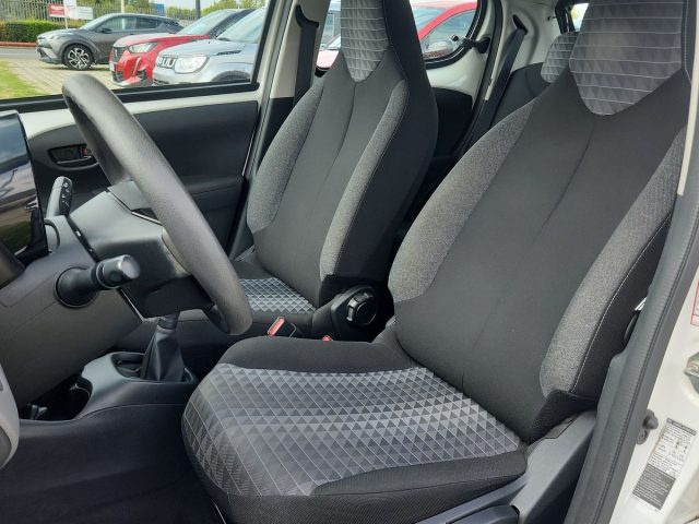 Peugeot 108 VTi 72 S&S 5 porte Active, del 2021, 26.959 km, in vendita a Roma (RM)