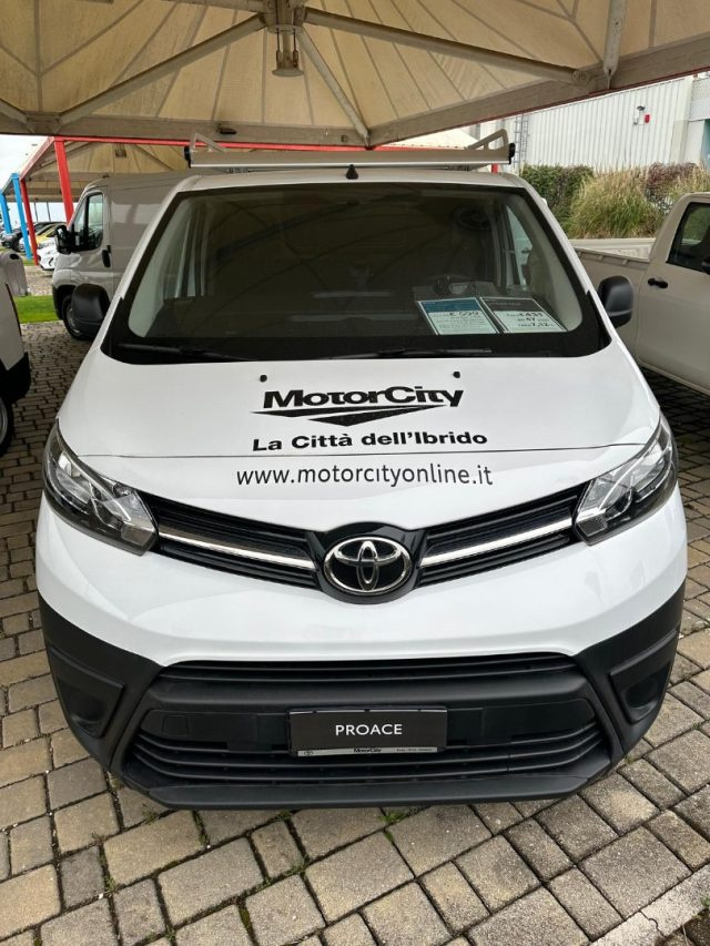 Toyota Proace 1.5D 120CV S&S FURGONE L1 6M ACTIVE MY23 - foto 2 di 8