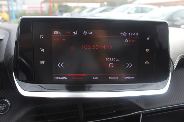 Peugeot 2008 PureTech 130 S&S EAT8 GT Line, del 2021, 66.480 km, in vendita a Roma (RM)