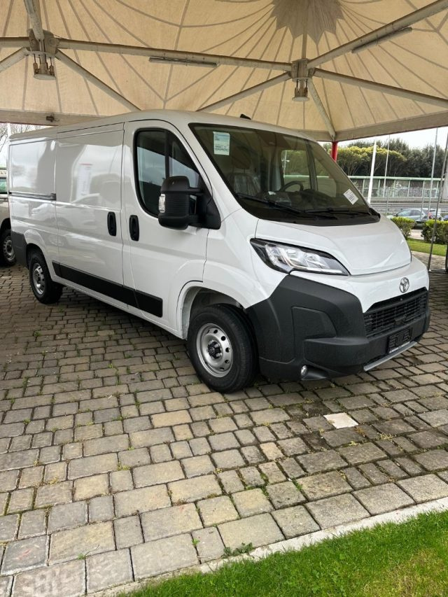 Toyota Proace Max 33 2.2 BlueHDi 120CV PM-TM Furgone - foto 2 di 2