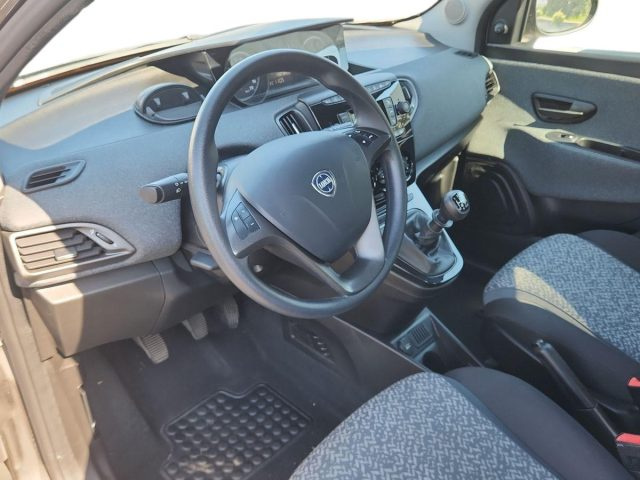 Lancia Ypsilon 1.0 FireFly 5 porte S&S Hybrid Ecochic Gold, del 2022, 49.876 km, in vendita a Roma (RM)