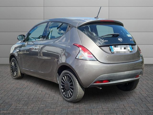 Lancia Ypsilon 1.0 FireFly 5 porte S&S Hybrid Ecochic Gold - foto 4 di 4