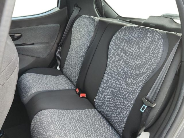 Lancia Ypsilon 1.0 FireFly 5 porte S&S Hybrid Ecochic Gold usato a ROMA