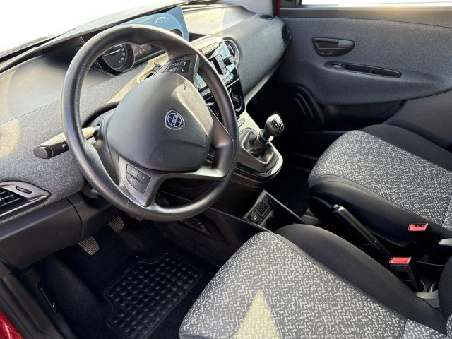 Lancia Ypsilon 1.0 FireFly 5 porte S&S Hybrid Silver, del 2022, 39.840 km, in vendita a Roma (RM)