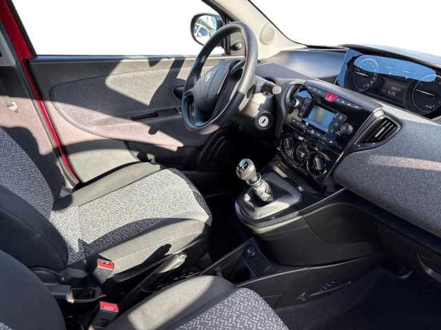 Lancia Ypsilon 1.0 FireFly 5 porte S&S Hybrid Silver usato a ROMA