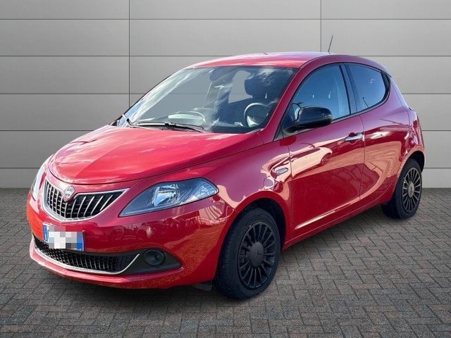 Lancia Ypsilon 1.0 FireFly 5 porte S&S Hybrid Silver - foto 2 di 4