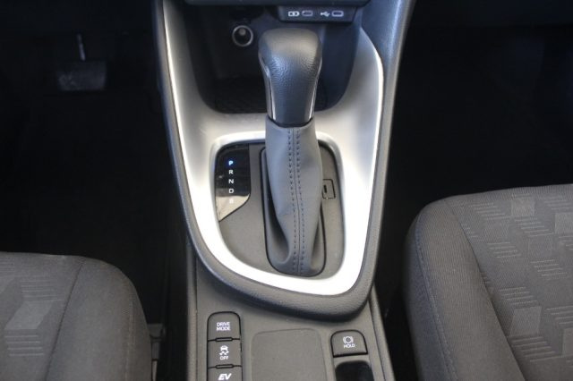 Toyota Yaris 1.5 Hybrid 5 porte Active, del 2025, 15.000 km, in vendita a Roma (RM)