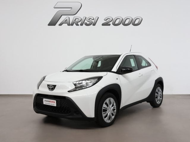 Toyota Aygo X 1.0 72CV Play *PROMO PARISI GROUP*, del 2023, 26.800 km, in vendita a Cinisello Balsamo (MI)