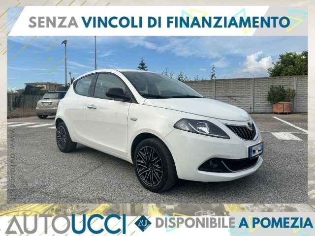 Lancia Ypsilon 1.0 FireFly Hybrid S&S Gold 5 porte usato a ARDEA