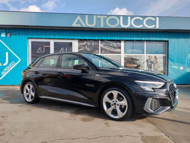 Audi A3 SPB 35 TFSI S tronic S line - foto 3 di 4