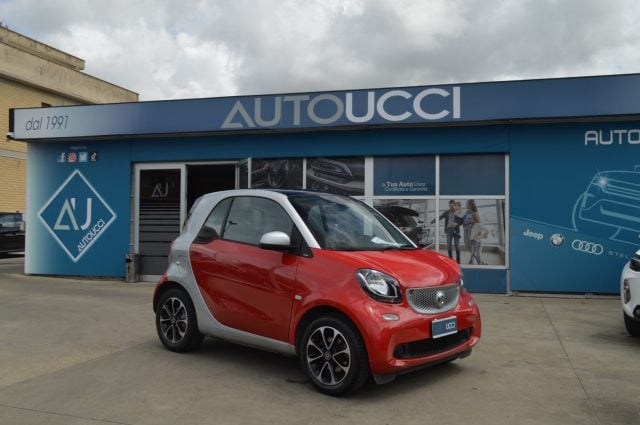 smart forTwo 70 1.0 twinamic Passion Automatica - foto 3 di 4