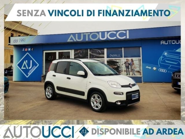 Fiat Panda 1.0 FireFly S&S Hybrid City Life usato a ARDEA