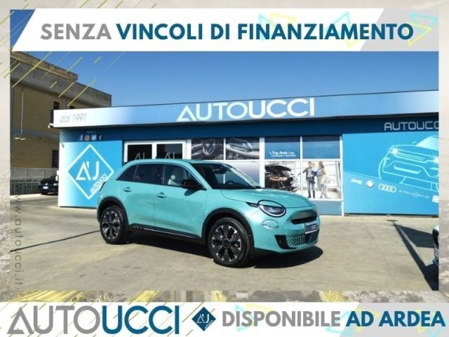 Fiat 600 Hybrid MHEV DCT La Prima 100 CV, del 2025, 6.445 km, in vendita a Ardea (RM)