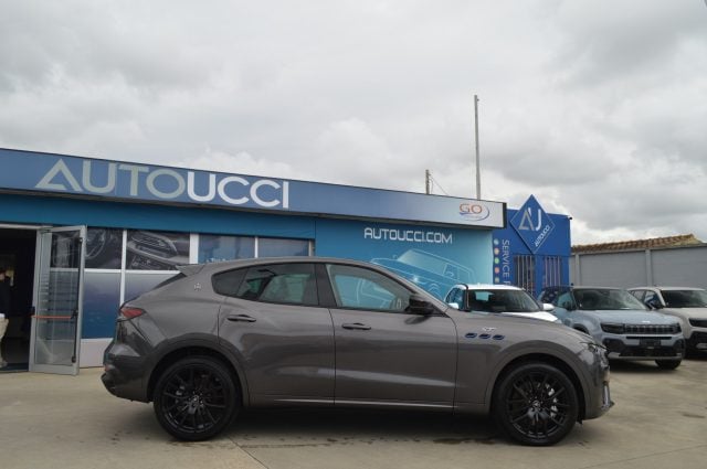 Maserati Levante MHEV AWD GT 330 CV - foto 2 di 4