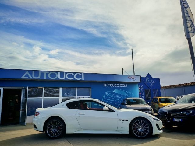 Maserati GranTurismo 4.7 V8 Sport - foto 2 di 4