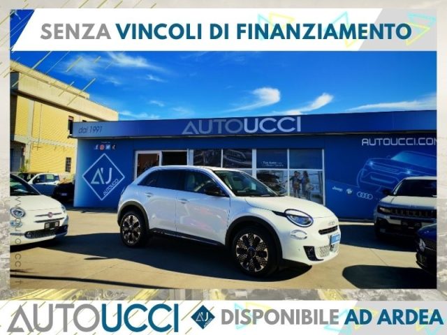 Fiat 600 Hybrid MHEV DCT La Prima 100 CV, del 2025, 17.921 km, in vendita a Ardea (RM)