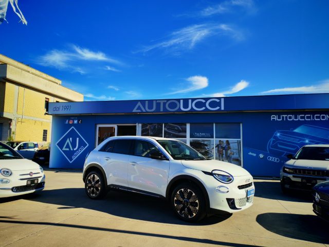 Fiat 600 Hybrid MHEV DCT La Prima 100 CV - foto 3 di 4