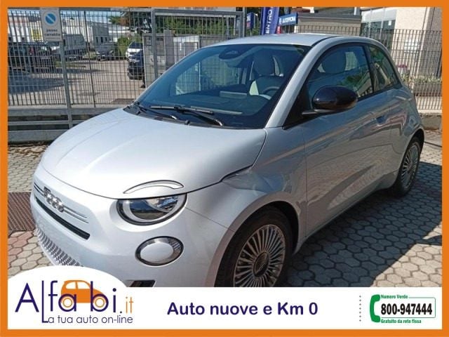 Fiat 500 1.0 Hybrid 65CV Icon + Pack Comfort - foto 2 di 4