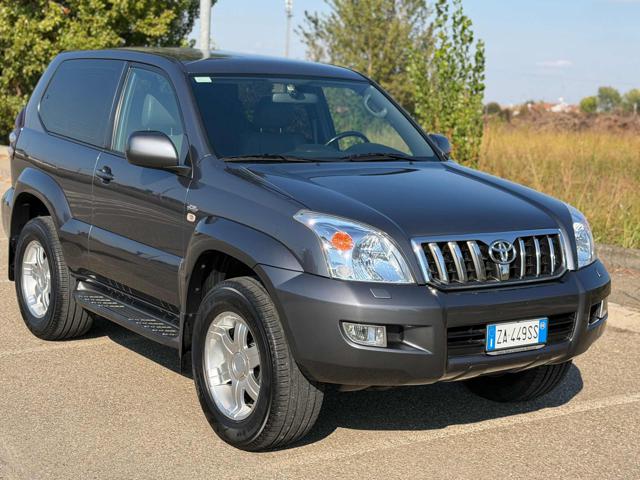 Toyota Land Cruiser NUOVA SOLO 76.000km!!! 3.0 D-4D 16V 3 porte Sol - foto 3 di 4