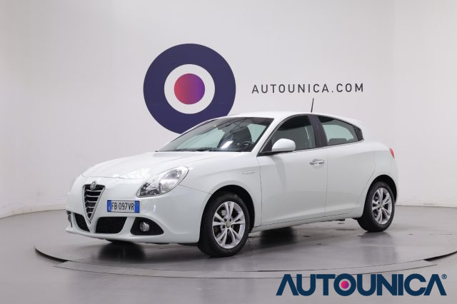 Alfa Romeo Giulietta 1.6 JTDM-2 105 CV DISTINCTIVE NEOPATENTATI usato a BRESCIA