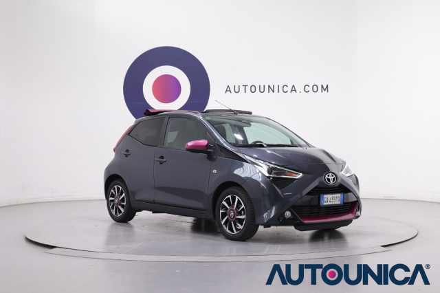 Toyota Aygo CONNECT 1.0 VVT-I 72 CV 5 PORTE X-WAVE CABRIO - foto 3 di 4
