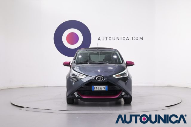 Toyota Aygo CONNECT 1.0 VVT-I 72 CV 5 PORTE X-WAVE CABRIO - foto 2 di 4