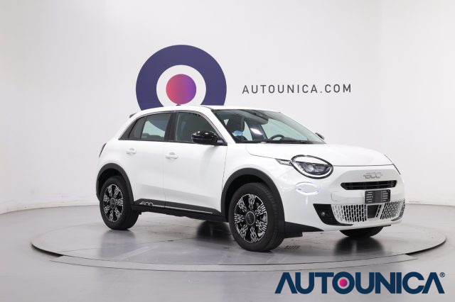 Fiat 600 HYBRID 100 CV DCT MHEV FARI LED - foto 3 di 4