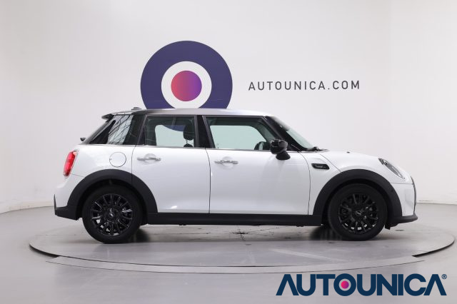 MINI Cooper 1.5 COOPER CAMDEN 5PORTE AUTOMATICA TETTO PANORAMA - foto 4 di 4