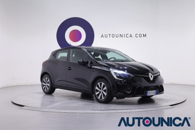 Renault Clio TCE 90 CV 5 PORTE EQUILIBRE NEOPATENTATI FARI LED - foto 3 di 4