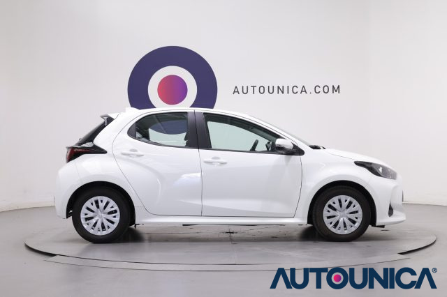 Toyota Yaris 1.5 130 HYBRID 5 PORTE ACTIVE NEOPATENTATI - foto 4 di 4