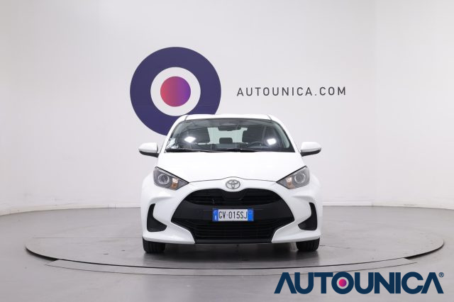Toyota Yaris 1.5 130 HYBRID 5 PORTE ACTIVE NEOPATENTATI - foto 2 di 4
